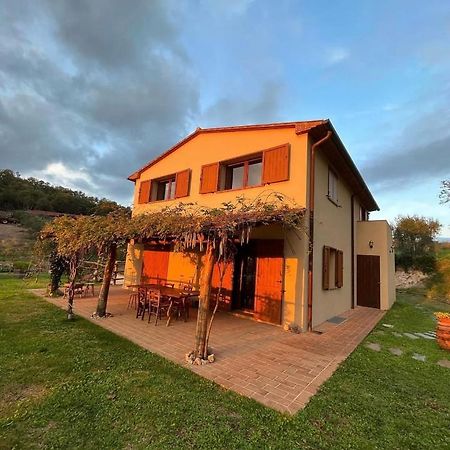 Agriturismo Il Sorbo Appartamento Menta Sticciano Luaran gambar