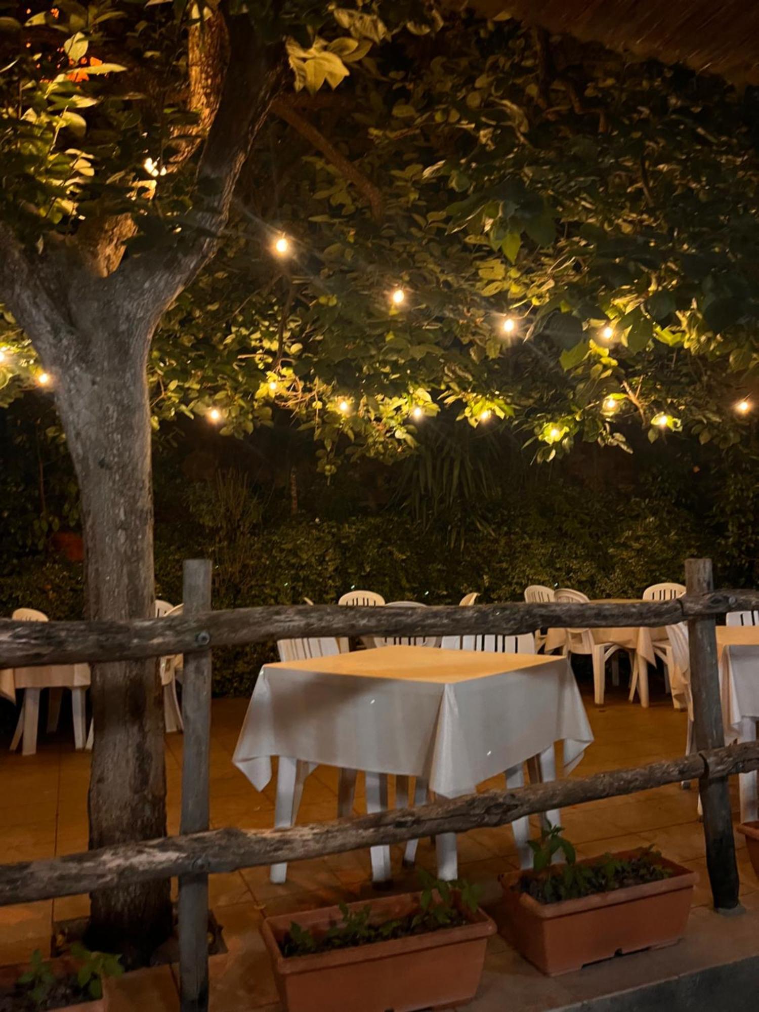 Agriturismo Il Sorbo Appartamento Menta Sticciano Luaran gambar